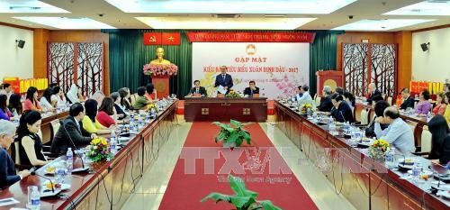 Vietnamese expatriates enjoy Tet celebrations - ảnh 1